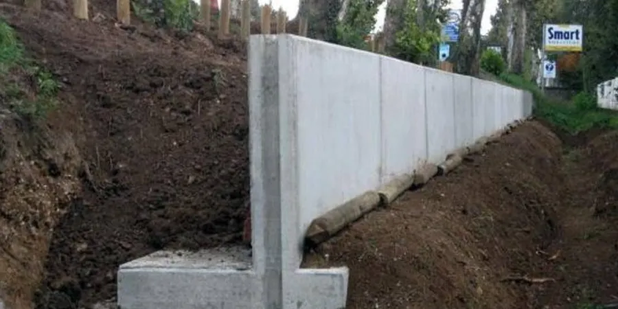 Retaining Wall Design in Aurora, IL — MSE, Gravity & Cantilever Solutions